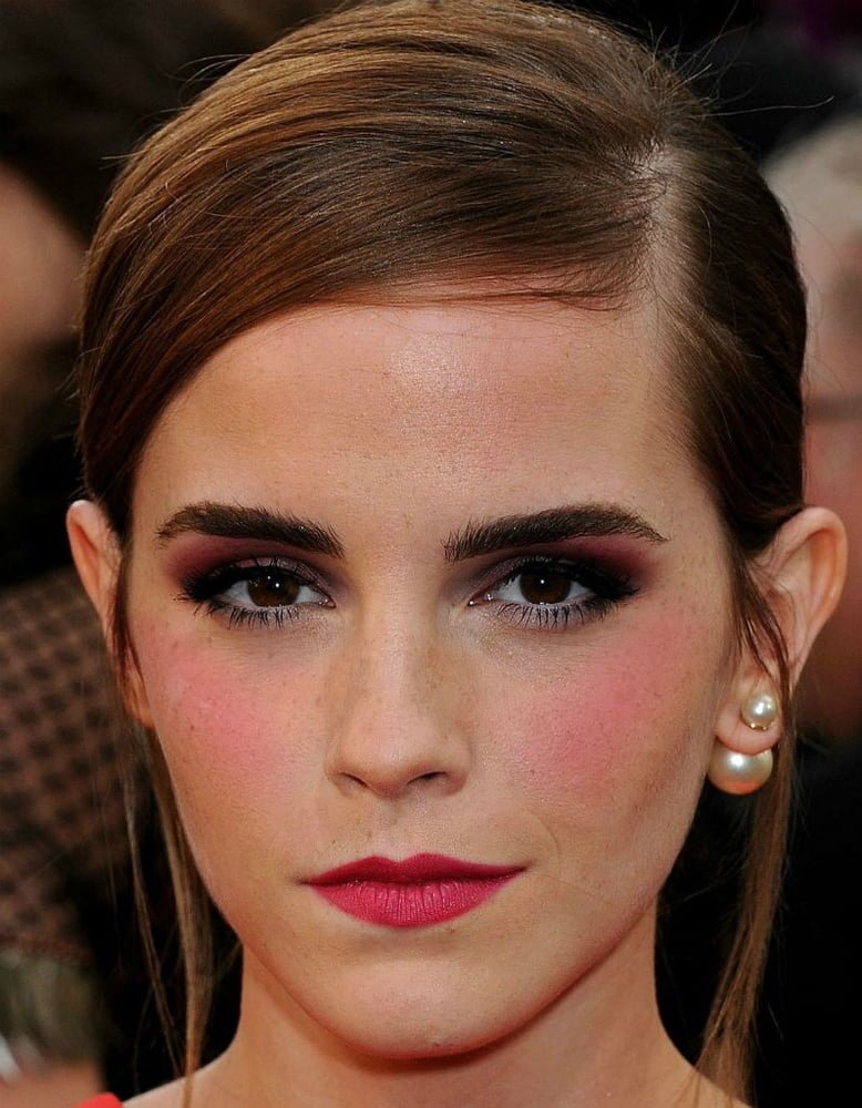 LoIGkmml Emma Watson 5 68.jpg